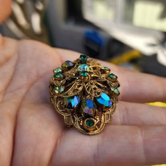 Vtg Made Germany Brooch Green Glass AB Rhinestone Gold Tone Filigree Pre 1949 - Picture 12 of 12
